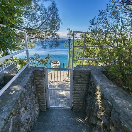 Apartment Porat Starigrad Paklenica