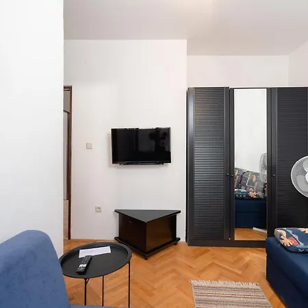Apartment Porat *
