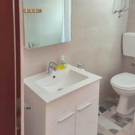 Porat Apartment